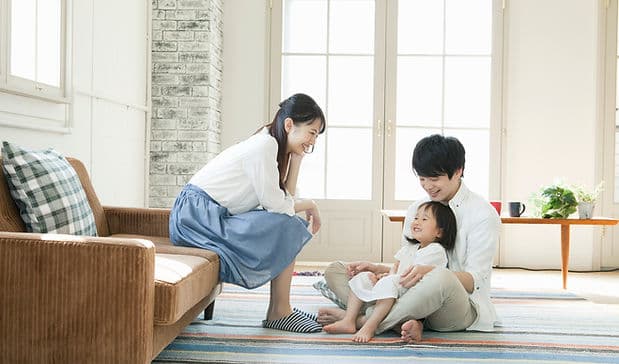 Family at home - CELTIS